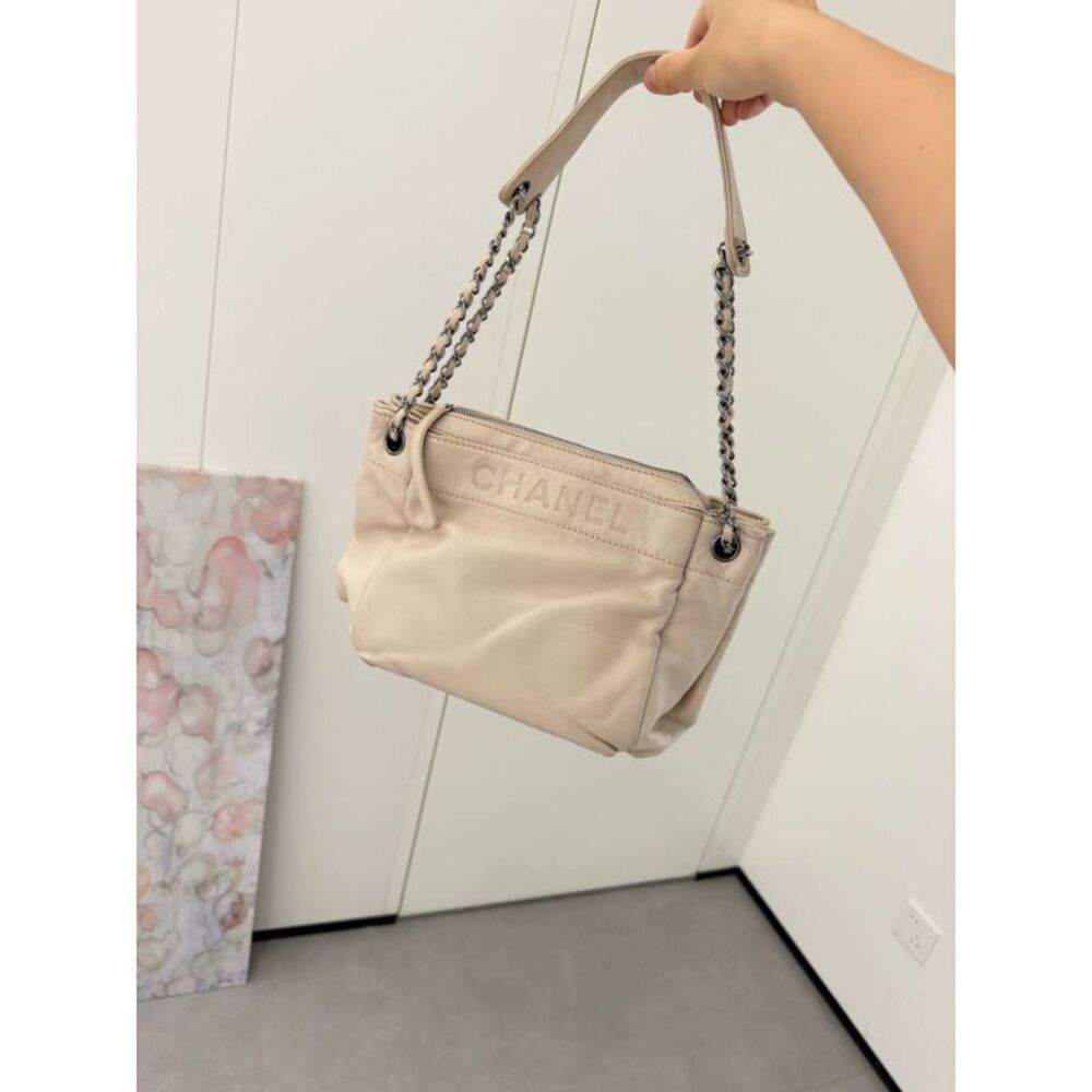 Chanel Women Pre-Loved Bag Very Good Condition